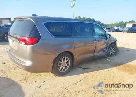 2017 Chrysler Pacifica Touring z USA, uszkodzony, nr VIN 2C4RC1DGXHR729815